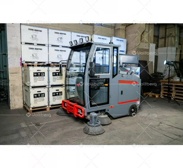 Подметально-уборочная машина ST9