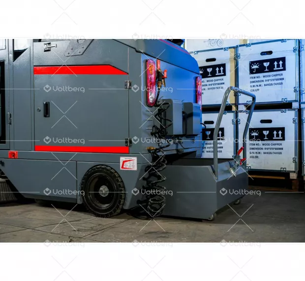 Подметально-уборочная машина ST9